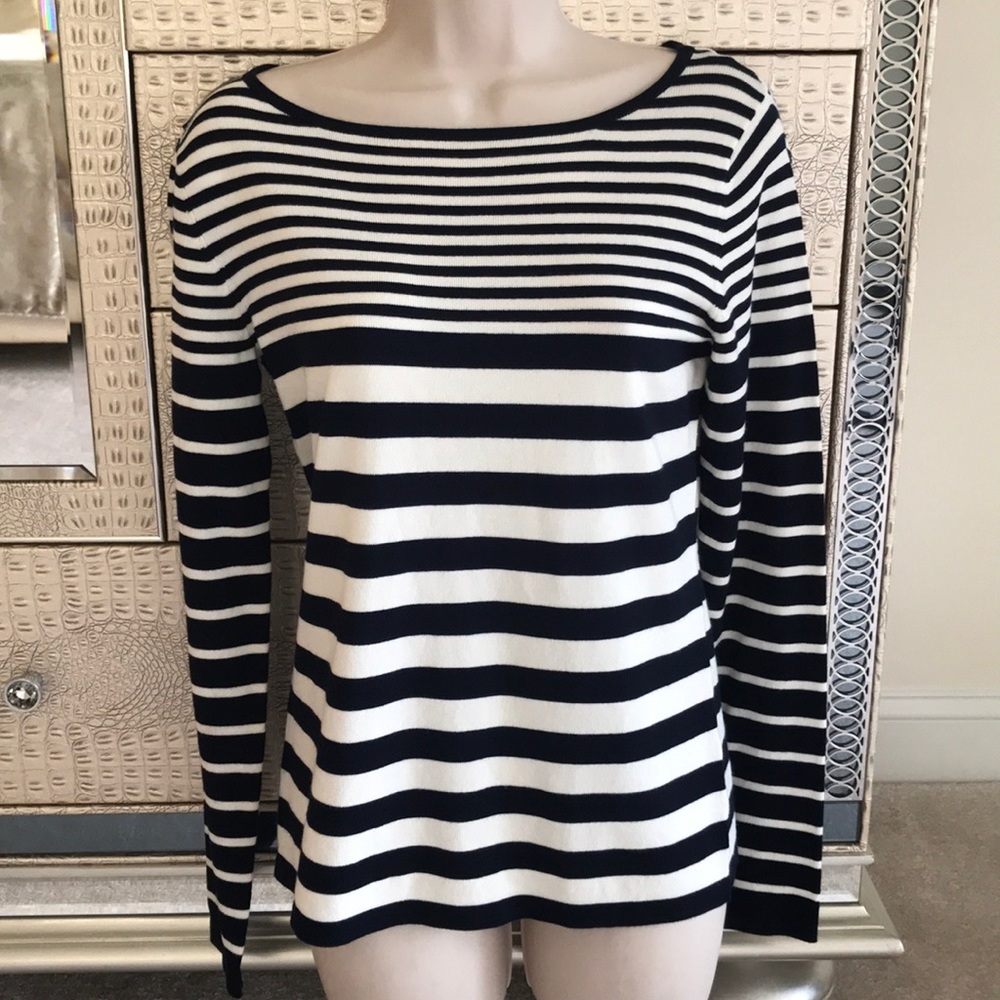 NWT Premise Navy/Ivory Soft Long-Sleeve Sweater